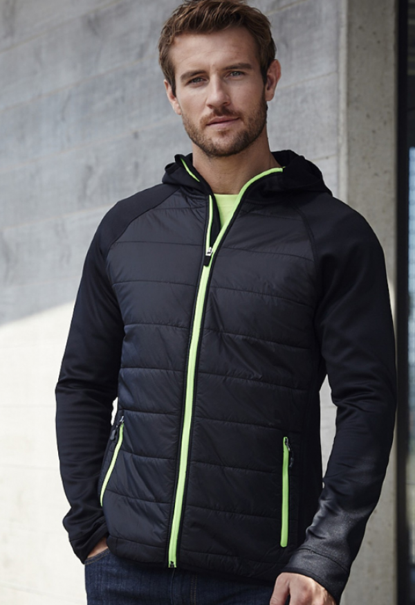 Hoodie dengan aksen ritsleting yang kontras